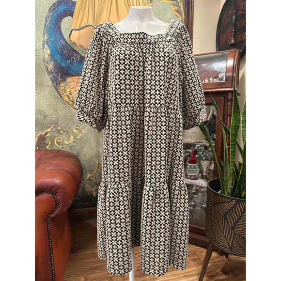 Polagram Boho Black Cream Floral Textured Puff Sleeve Tiered Babydoll Midi Dress - Picture 3 of 13